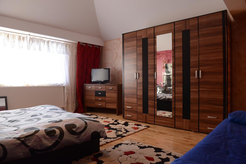 Vila Perla Sapanteana Săpînţa Zimmer foto